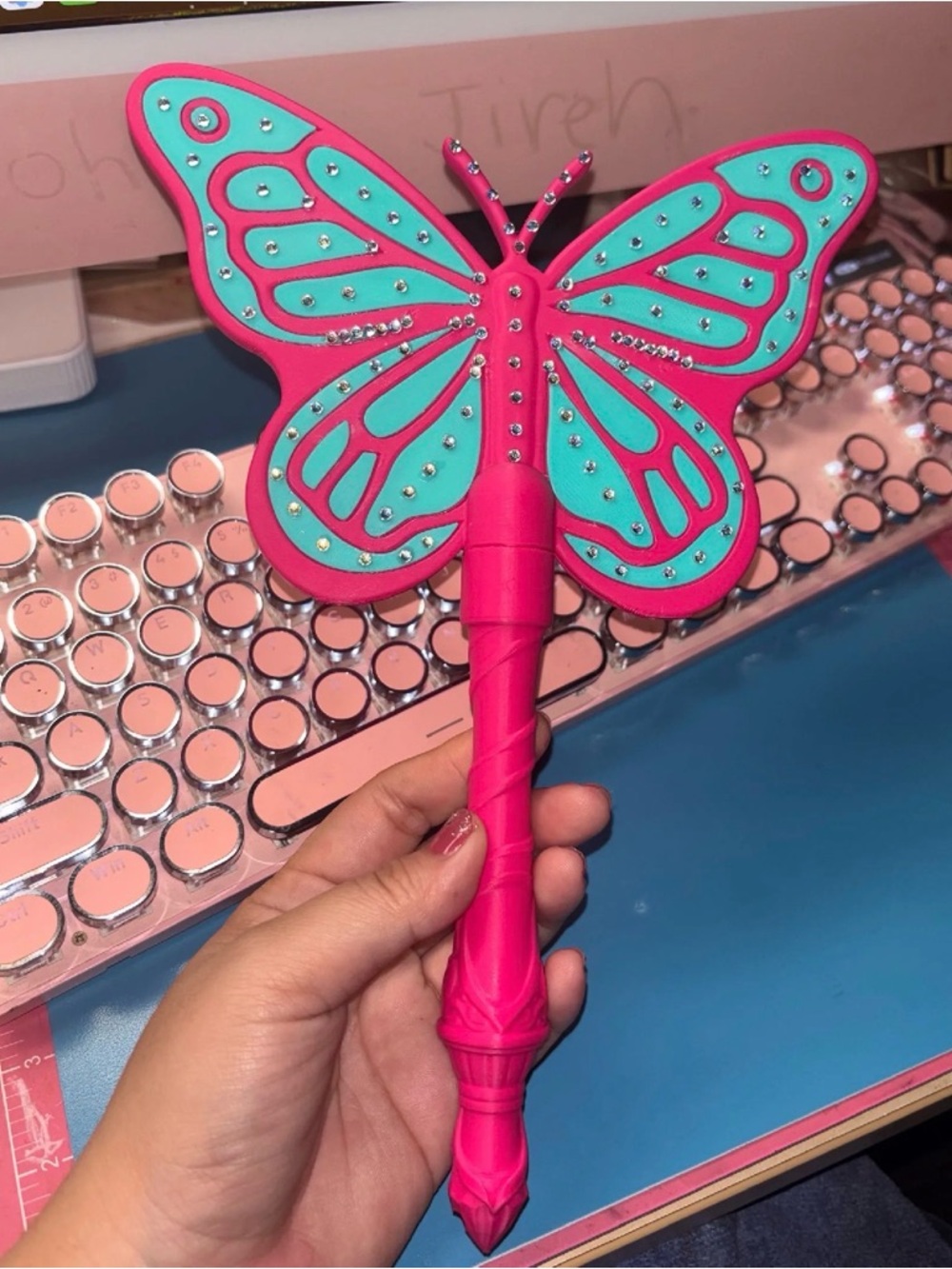 Tap & Pay Butterfly Wand - Picture 3 of 4